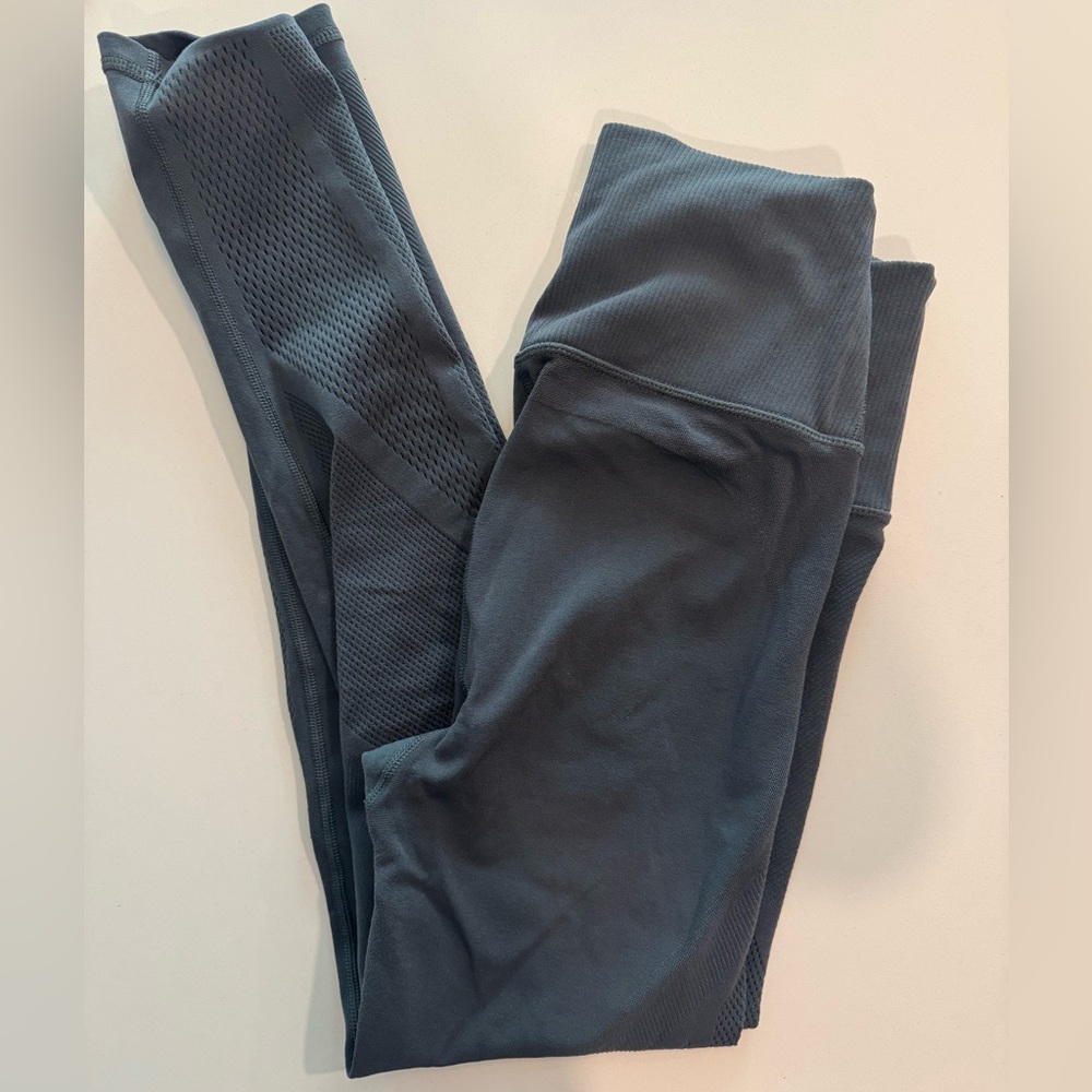 Athleta Leggings size s/m